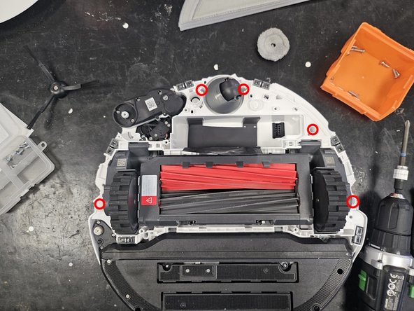 Roborock S8 MaxV Ultra: Teardown, Removing the rest of the screws: crwdns2935265:07crwdnd2935265:02crwdnd2935265:03crwdne2935265:0