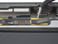 iPad 7 Left Speaker Replacement