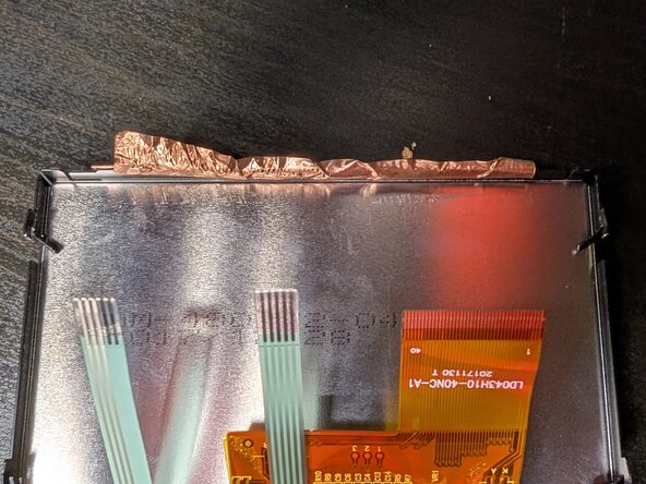 Elgato Stream Deck MK.1 Screen Replacement, Extract the screen: crwdns2935265:06crwdnd2935265:02crwdnd2935265:03crwdne2935265:0