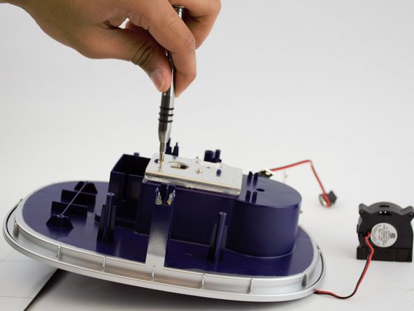 EMSON ​Star Wars R2-D2 Ultrasonic Cool Mist Humidifier (One Gallon) Teardown: crwdns2935265:09crwdnd2935265:02crwdnd2935265:02crwdne2935265:0