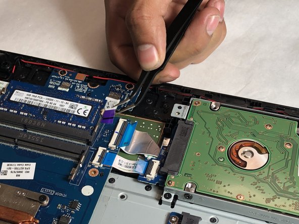 HP 15-AF131DX Trackpad Button Circuit Board Replacement: crwdns2935265:09crwdnd2935265:02crwdnd2935265:02crwdne2935265:0