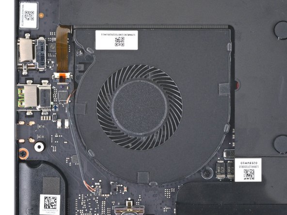 Razer Blade 15 Advanced Model (Early 2020) Right Fan Replacement, Unfasten the right fan: crwdns2935265:010crwdnd2935265:02crwdnd2935265:02crwdne2935265:0