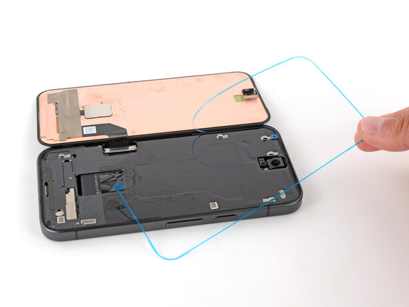 Google Pixel 9a Screen Replacement, Remove the remaining liner: crwdns2935265:035crwdnd2935265:03crwdnd2935265:03crwdne2935265:0