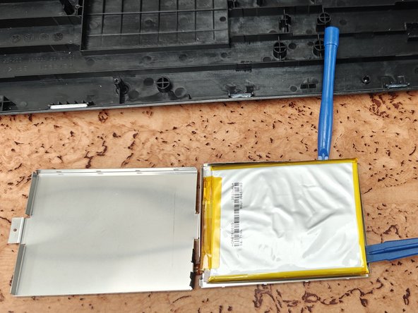 Asus ROG Claymore II Battery Replacement, Removing the old battery: crwdns2935265:07crwdnd2935265:03crwdnd2935265:03crwdne2935265:0