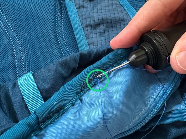 Expedition Sewing Awl, Finish the stitch line: crwdns2935265:017crwdnd2935265:02crwdnd2935265:03crwdne2935265:0