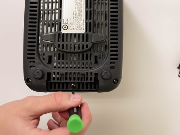 Toaster Made by Design model KT-3215 Teardown: stap 0, afbeelding 2 van 2