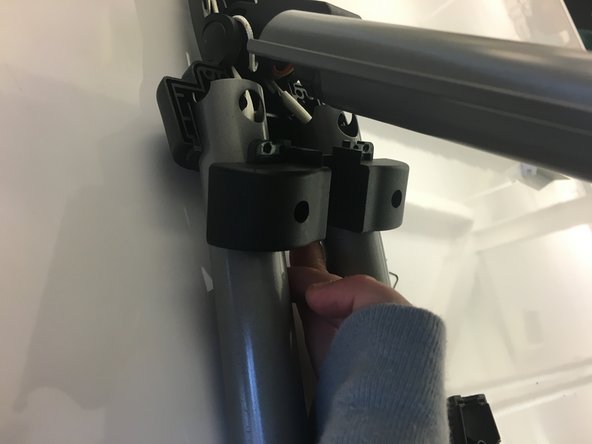 Revlon Perfect Heat Jumbo 3 Barrel Waver Teardown, Cylinder Securing Fixtures: crwdns2935265:07crwdnd2935265:02crwdnd2935265:02crwdne2935265:0