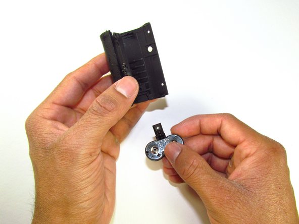 Canon EOS 300 Battery Door Replacement, Battery Door: crwdns2935265:015crwdnd2935265:03crwdnd2935265:03crwdne2935265:0