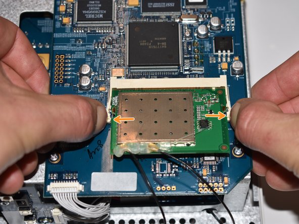 SONOS ZP100 Netzwerkkarte tauschen, WLAN Karte entfernen: crwdns2935265:013crwdnd2935265:02crwdnd2935265:03crwdne2935265:0