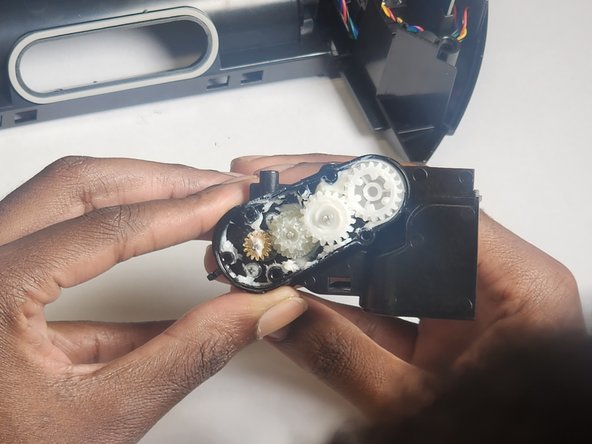 KYVOL CYBOVAC E20 Main Motor Replacement: crwdns2935265:012crwdnd2935265:03crwdnd2935265:03crwdne2935265:0