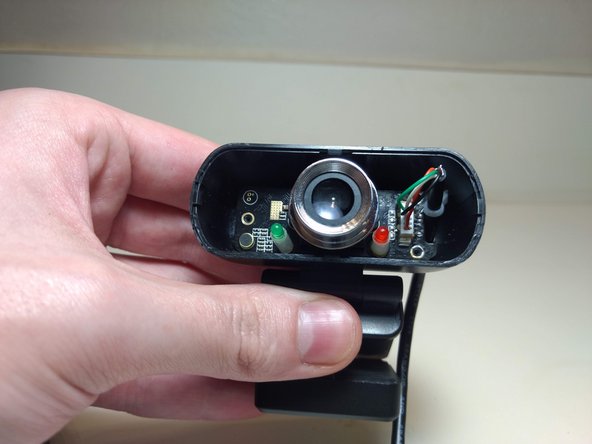 How to Fix a Loose Connector in an Anivia 1080p Webcam: step 7, image 2 of 2