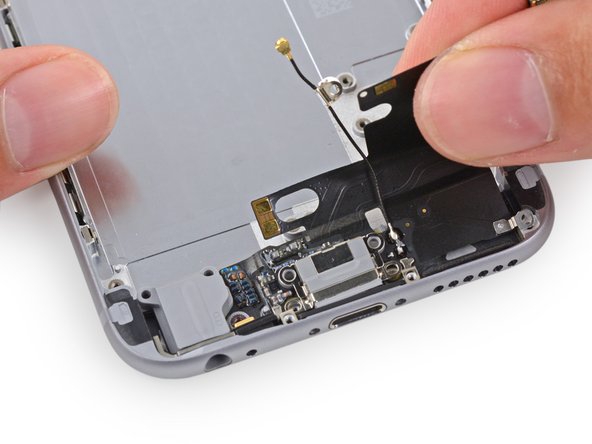 iPhone 6 Rear Case Replacement: crwdns2935265:072crwdnd2935265:02crwdnd2935265:02crwdne2935265:0