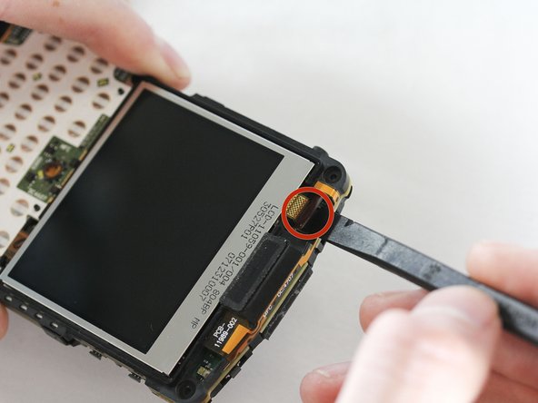 BlackBerry 8820 LCD Screen Replacement: crwdns2935265:07crwdnd2935265:02crwdnd2935265:02crwdne2935265:0
