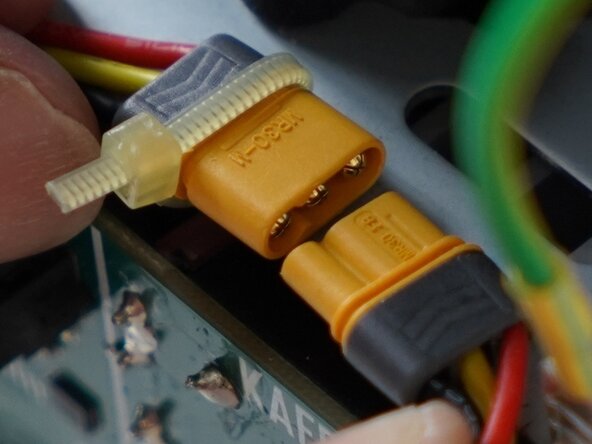 Kaffelogic Nano 7/LINK (A/B/C-N Serial) Mainboard Replacement, Disconnect/desolder the motor: adım 11, 2 resimden 1.