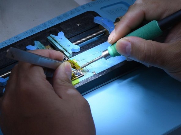 Repair an iPhone X That Won't Charge