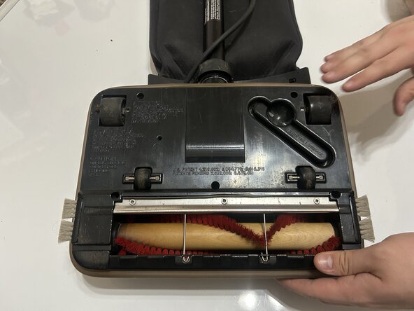 Oreck XL U4120H2 Beater Bar/Agitator and Belt Replacement: crwdns2935265:08crwdnd2935265:02crwdnd2935265:03crwdne2935265:0