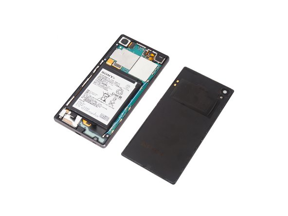 Sony Xperia Z5 Rear Camera Replacement: step 2, image 3 of 3