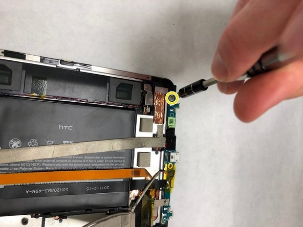 HTC Flyer Charging Port Replacement: adım 11, 3 resimden 3.