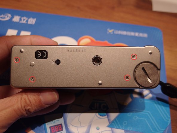 Leica Minilux E02 fix, Lens Flex Cable FPC replacement, Removing the Top, Bottom and Front Case: adım 1, 3 resimden 2.