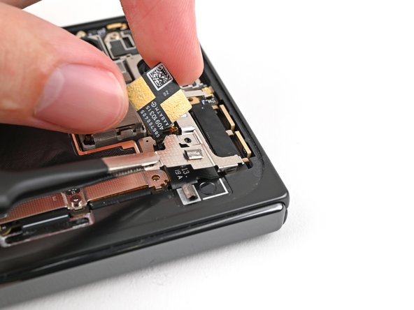 Google Pixel 9 Pro Fold 5G mmWave Antenna Replacement
