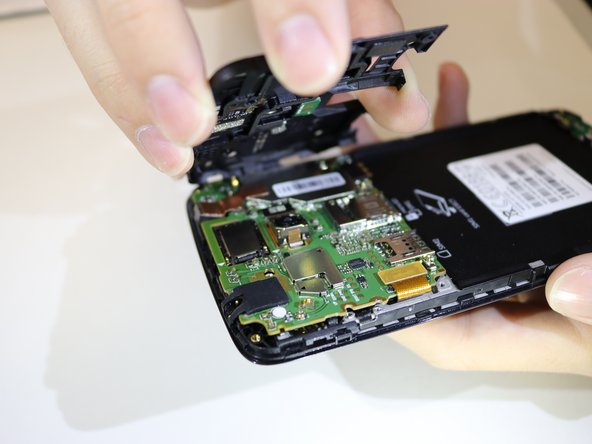 Motorola Moto G5 Motherboard Replacement: crwdns2935265:08crwdnd2935265:03crwdnd2935265:03crwdne2935265:0