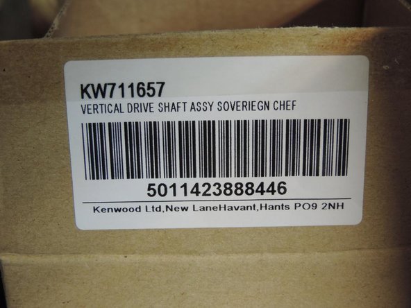 Kenwood Chef Gear Drive SER1018 Replacement, Vertical Drive Shaft: crwdns2935265:010crwdnd2935265:03crwdnd2935265:03crwdne2935265:0