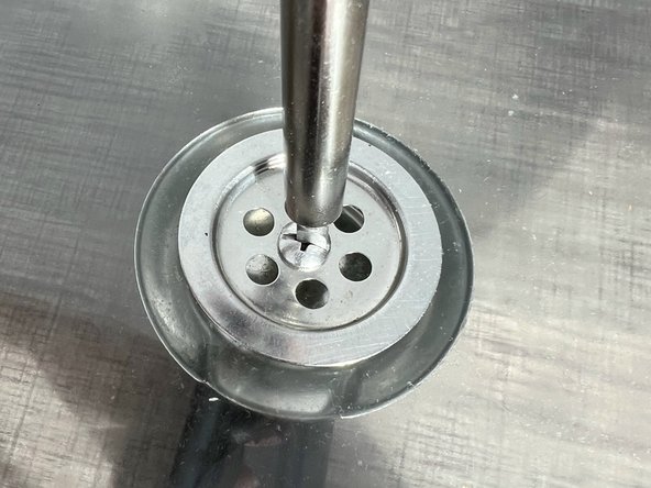 How to Replace the Handle on a KitchenArt Nonstick Pot: crwdns2935265:07crwdnd2935265:02crwdnd2935265:03crwdne2935265:0