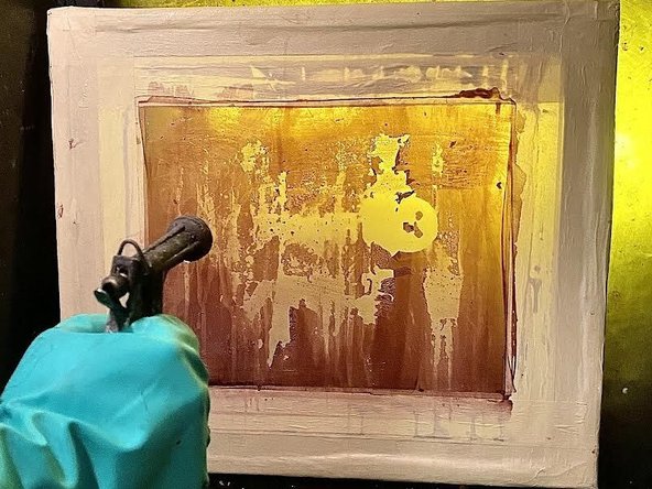 How to Reclaim A Silk Screen: step 3, image 1 of 2