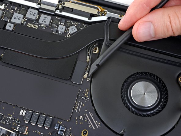 MacBook Pro 15" Touch Bar 2019 Screen Replacement: crwdns2935265:022crwdnd2935265:02crwdnd2935265:03crwdne2935265:0