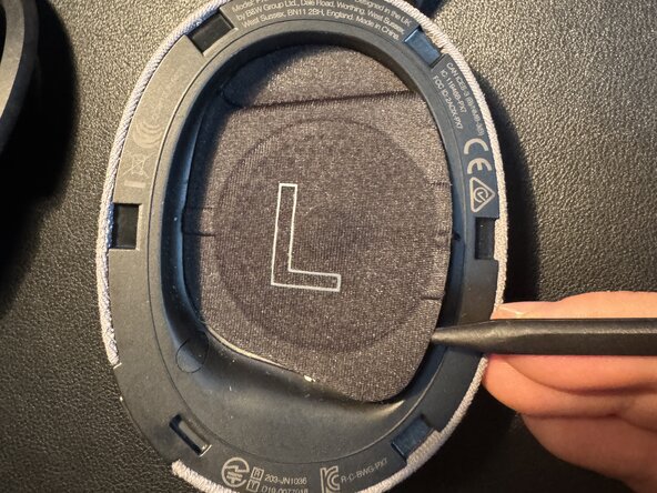 B&W PX7 Noise and cutoffs at the left headphone: crwdns2935265:02crwdnd2935265:02crwdnd2935265:03crwdne2935265:0