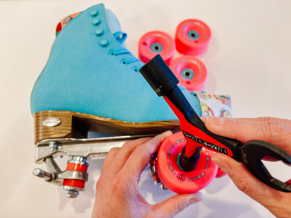 VNLA Parfait Skates Wheel Replacement: crwdns2935265:05crwdnd2935265:03crwdnd2935265:03crwdne2935265:0