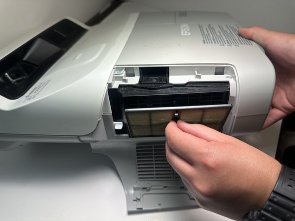 Epson BrightLink 450Wi Air Filter Replacement: crwdns2935265:03crwdnd2935265:02crwdnd2935265:03crwdne2935265:0