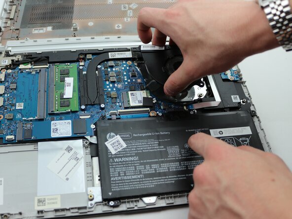 HP 14-dq5043cl Fan Replacement: crwdns2935265:05crwdnd2935265:02crwdnd2935265:02crwdne2935265:0