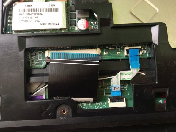 acer aspire one 725 Teardown, Before removing the keyboard: crwdns2935265:08crwdnd2935265:02crwdnd2935265:02crwdne2935265:0