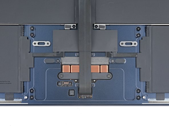 MacBook Air 2022 (M2) Trackpad Replacement, Unfasten the trackpad: crwdns2935265:015crwdnd2935265:02crwdnd2935265:02crwdne2935265:0
