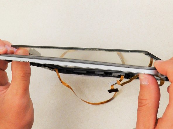 Coby Kyros MID7024  Front Frame Replacement, Screen: crwdns2935265:014crwdnd2935265:02crwdnd2935265:03crwdne2935265:0