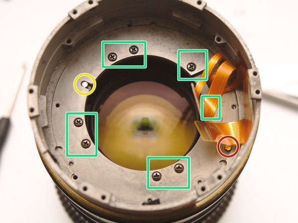 Solve stuck focus of AF-S VR Zoom-Nikkor ED 70-200mm f/2.8G IF, Remove Zoom Fixed Ring: crwdns2935265:04crwdnd2935265:02crwdnd2935265:03crwdne2935265:0