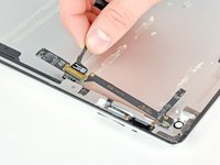 iPad 2 Wi-Fi EMC 2415 Teardown