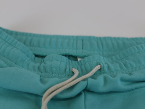 How to repair a "lost" drawstring, Finished and ready!: crwdns2935265:07crwdnd2935265:03crwdnd2935265:03crwdne2935265:0