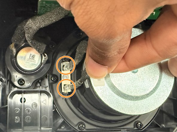 Marshall Kilburn II Tweeters Replacement, Main Speaker: crwdns2935265:06crwdnd2935265:02crwdnd2935265:02crwdne2935265:0