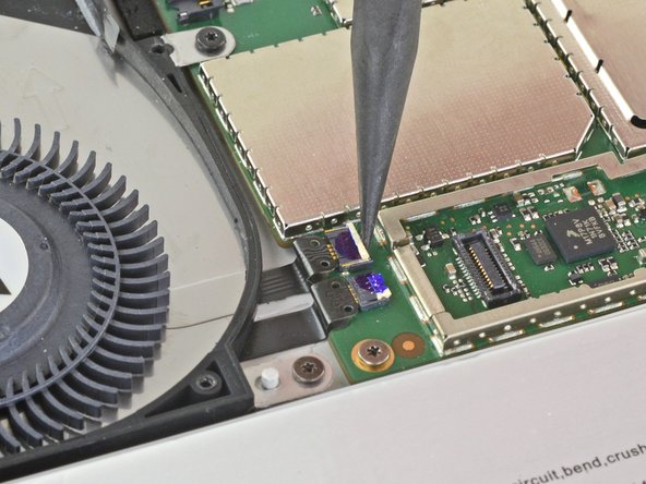 Microsoft Surface Pro 4 Fan Replacement, Remove the fan: crwdns2935265:036crwdnd2935265:02crwdnd2935265:03crwdne2935265:0