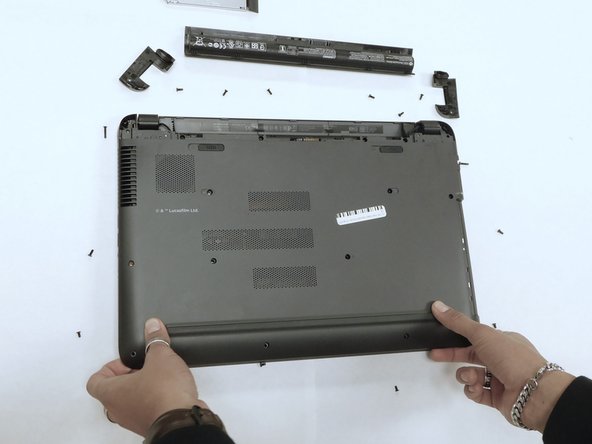 HP Star Wars Special Edition 15-an051dx Hard Drive Replacement: crwdns2935265:05crwdnd2935265:03crwdnd2935265:03crwdne2935265:0