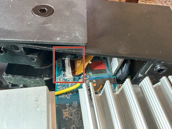 Disassembling Netatmo Outdoor Camera Main Unit: Schritt 6, Bild 2 von 2