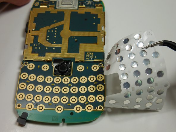 BlackBerry Bold 9700 Keyboard Membrane Replacement: crwdns2935265:012crwdnd2935265:03crwdnd2935265:03crwdne2935265:0