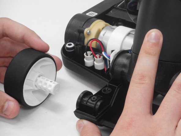 Tineco FLOOR ONE S3 Breeze Motor Replacement: crwdns2935265:03crwdnd2935265:02crwdnd2935265:02crwdne2935265:0