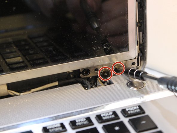 Toshiba Satellite P75-A7100 Display Screen Replacement: crwdns2935265:04crwdnd2935265:03crwdnd2935265:03crwdne2935265:0