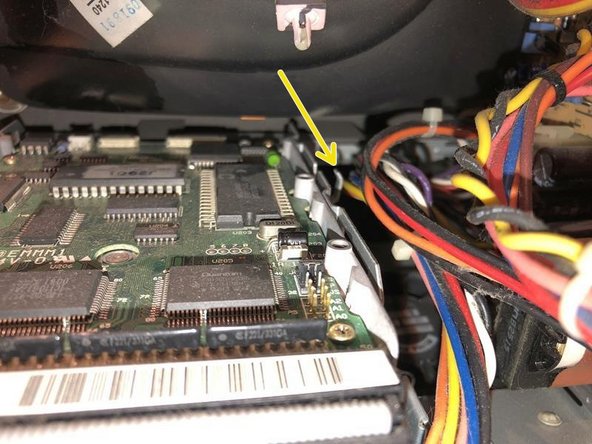 Macintosh Classic II Power Board Removal: crwdns2935265:012crwdnd2935265:03crwdnd2935265:03crwdne2935265:0