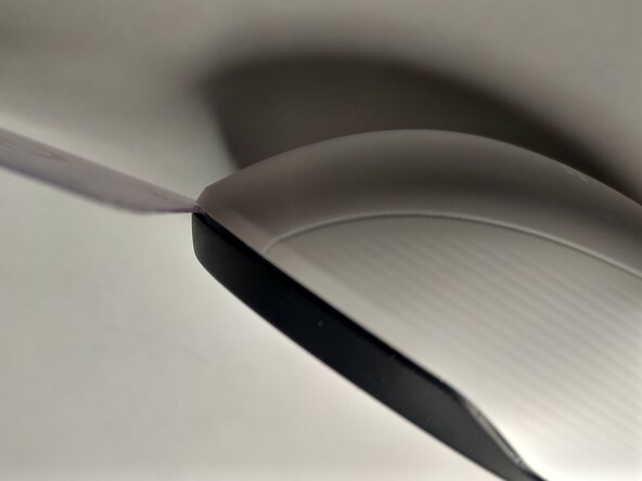 Roccat Kone Pro Air - Scroll Mechanism Cleaning, Separate shell from frame: crwdns2935265:03crwdnd2935265:01crwdnd2935265:03crwdne2935265:0