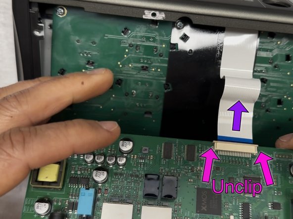 Behringer Powerplay P16-HQ Disassembly, Removing the IO/Processing PCB: crwdns2935265:03crwdnd2935265:02crwdnd2935265:03crwdne2935265:0