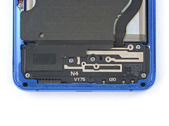 Samsung Galaxy S20+ Screen and Battery Assembly Replacement, Unfasten the loudspeaker: crwdns2935265:021crwdnd2935265:02crwdnd2935265:02crwdne2935265:0